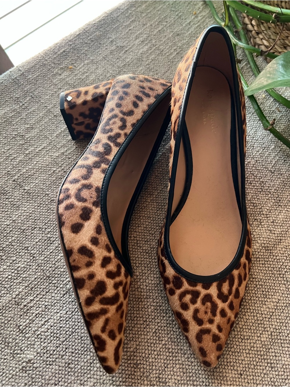 Kate Spade Leopard Cheetah Print Fur Pointed Toe Pumps Heels Women Sz 8.5